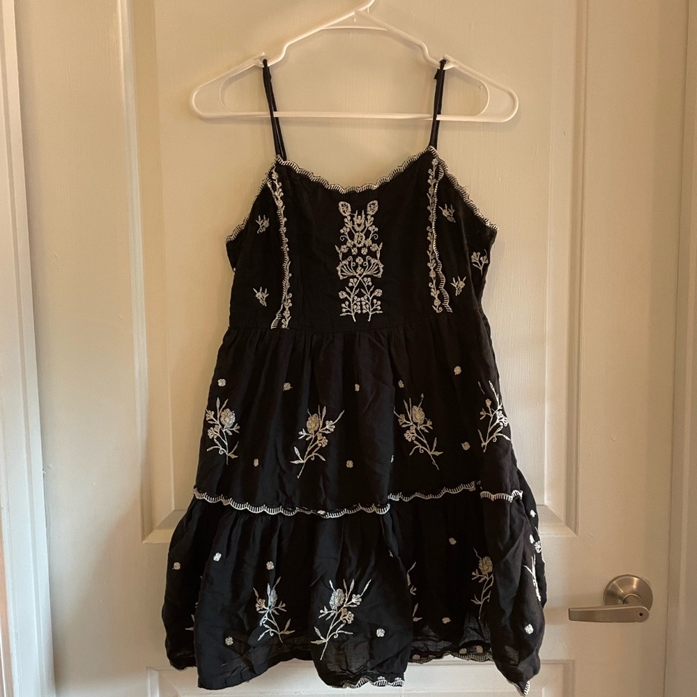 Urban Outfitters dress size M